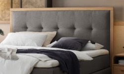 20250728-Solara_Milieu_Pace-grey_Eiche-bright-geoelt_Kopfteil_1920x1920